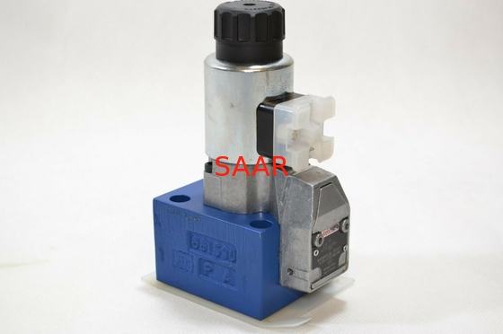 Valve directionnelle de Rexroth R900075565 M-3SEW10C14/420MG24N9K4 M-3SEW10C1X/420MG24N9K4 Seat avec la mise en action de solénoïde