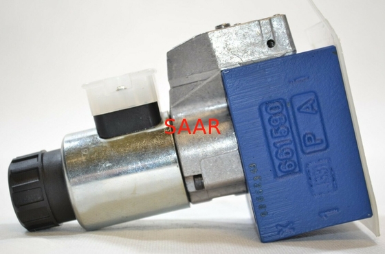 Valve directionnelle de Rexroth R900075565 M-3SEW10C14/420MG24N9K4 M-3SEW10C1X/420MG24N9K4 Seat avec la mise en action de solénoïde